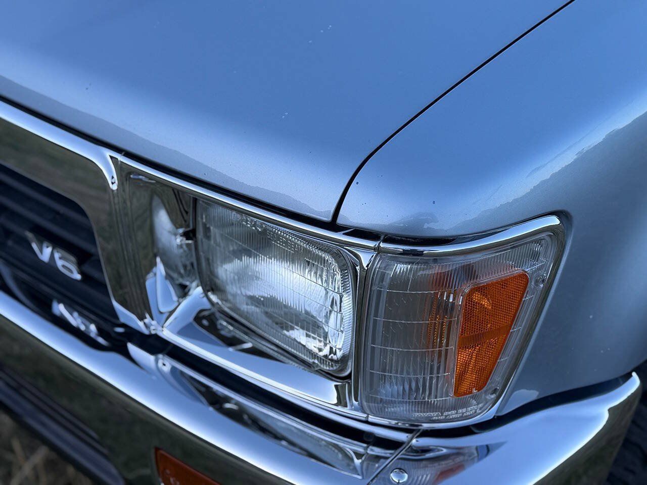 Used 1990 Toyota Pickup Deluxe AWD/4WD image 55