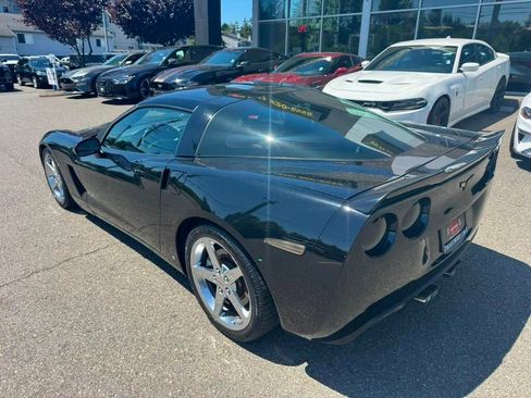 Used 2007 Chevrolet Corvette Coupe w/ Preferred Equipment Group RWD image 21