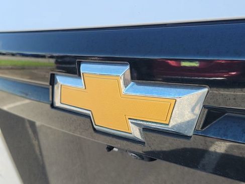 Used 2025 Chevrolet Traverse High Country FWD image 8