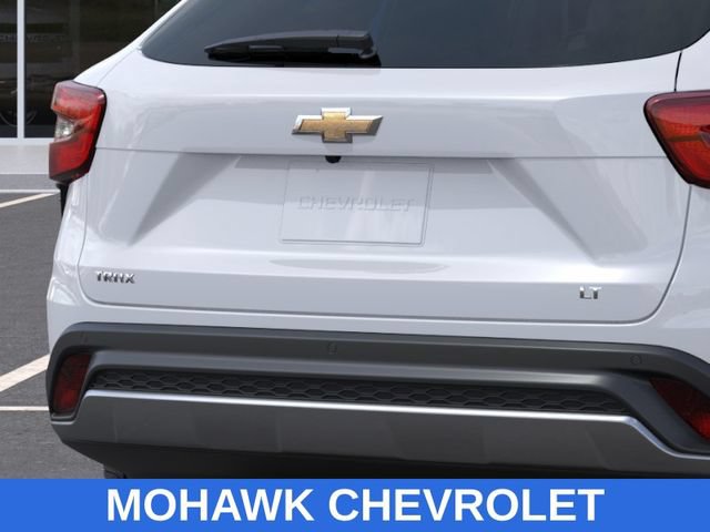 New 2026 Chevrolet Trax LT w/ Driver Confidence Package FWD image 14