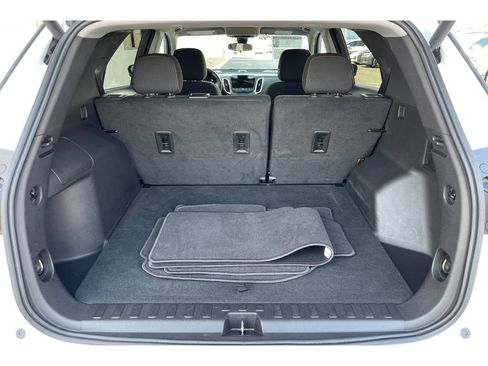Used 2022 Chevrolet Equinox LT FWD image 17