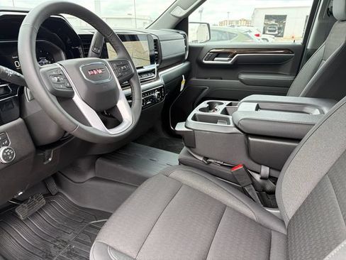 New 2026 GMC Sierra 1500 Elevation w/ X31 Off-Road Package AWD/4WD image 17