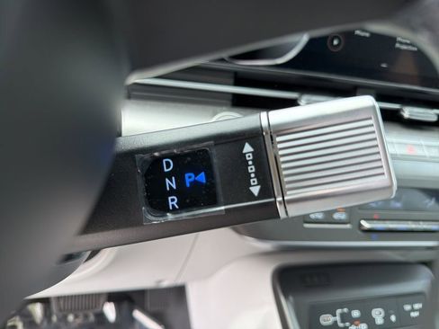 New 2026 Hyundai Kona SEL Premium AWD/4WD image 23