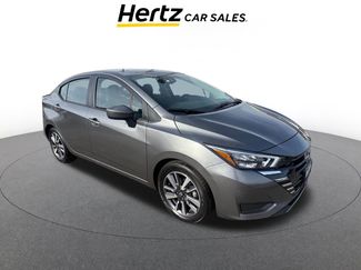 Used 2025 Nissan Versa SV video 1