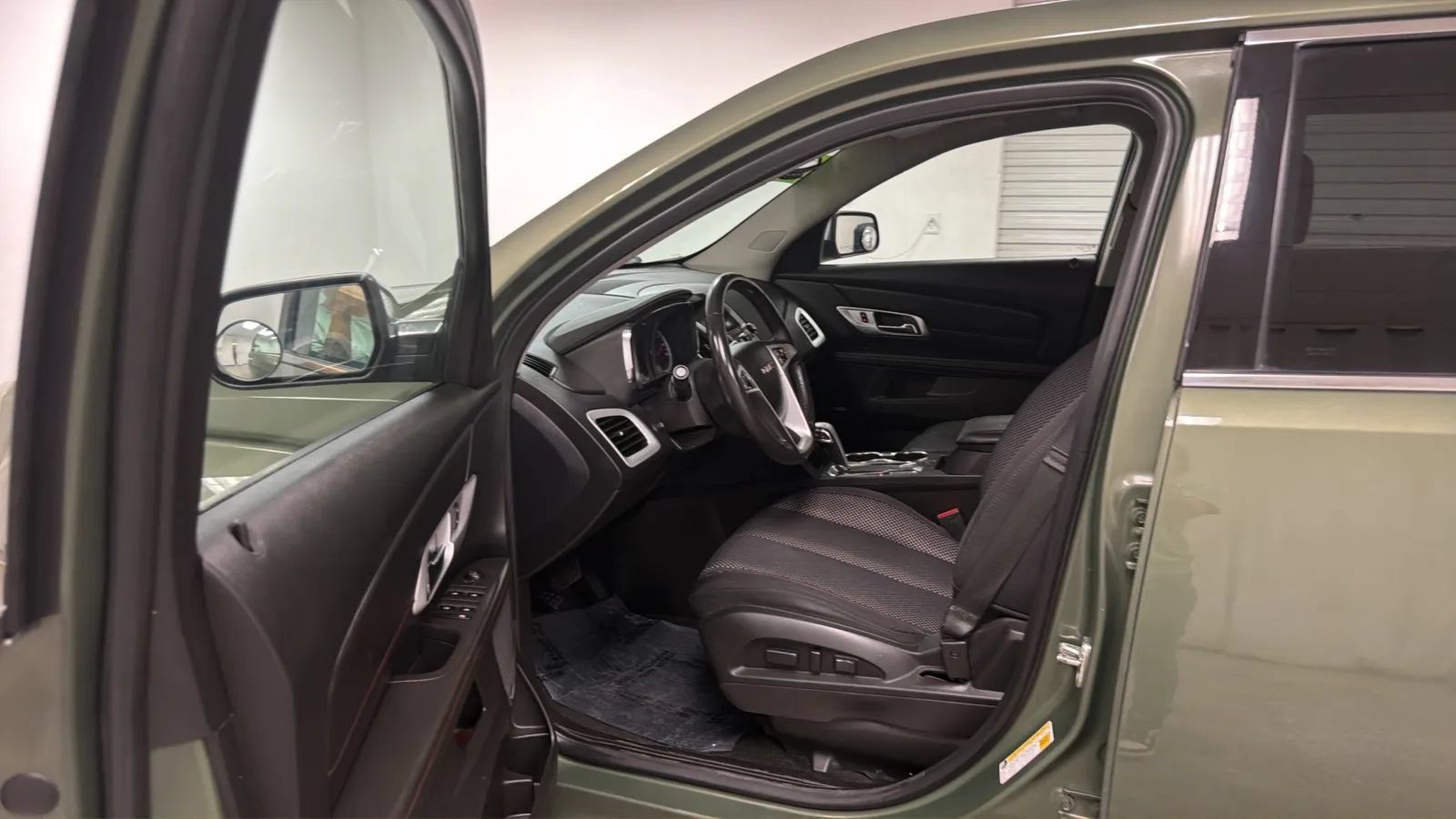 Used 2015 GMC Terrain SLE AWD/4WD image 20