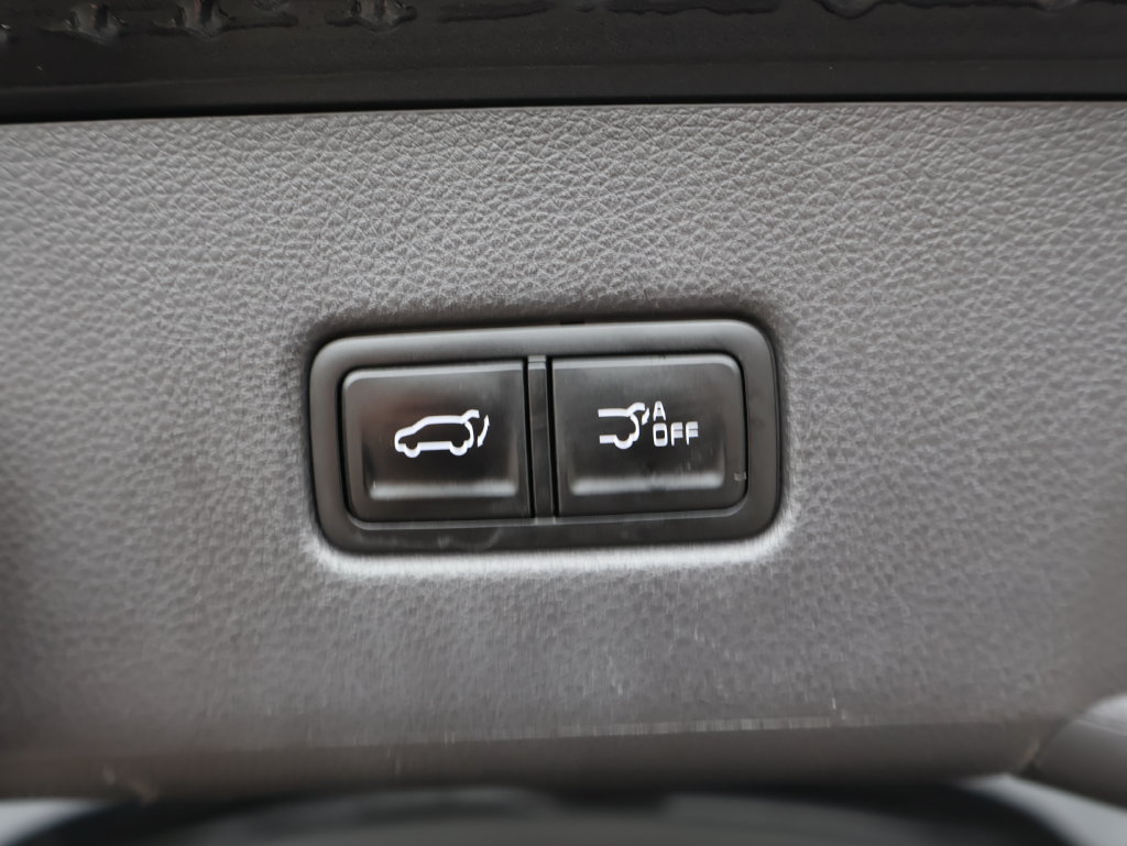 Certified 2023 Kia Carnival EX FWD image 13