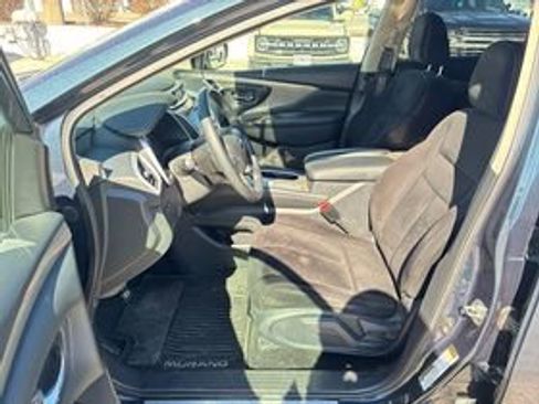 Used 2018 Nissan Murano S image 11