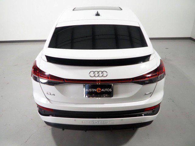 Used 2024 Audi Q4 e-tron quattro Prestige Sportback AWD/4WD image 7