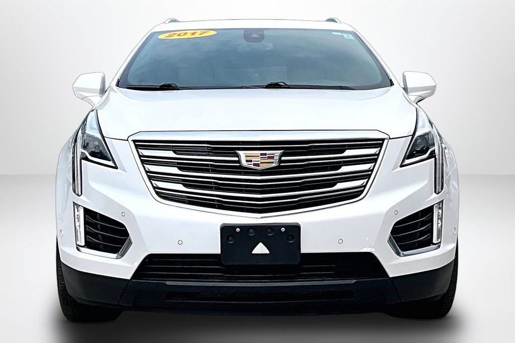 Used 2017 Cadillac XT5 Premium Luxury w/ Driver Assist Package AWD/4WD image 2