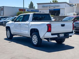 Used 2024 Toyota Tacoma SR5 AWD/4WD video 2