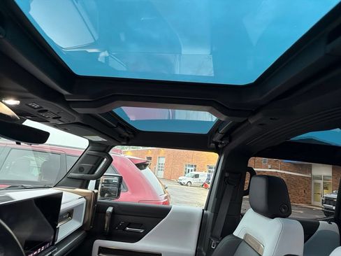 Used 2022 GMC Hummer EV Edition 1 AWD/4WD image 9