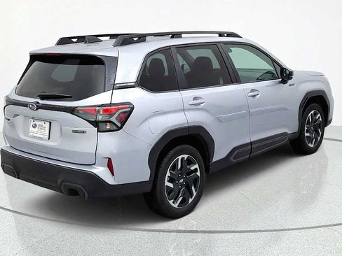 New 2026 Subaru Forester Premium AWD/4WD image 9