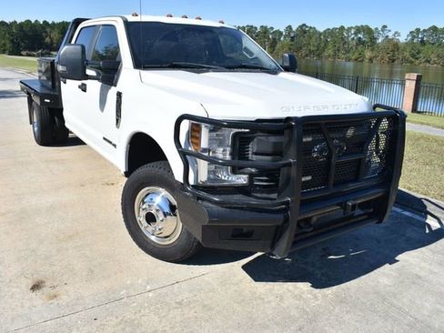 Used 2019 Ford F350 XL w/ Power Equipment Group image 2