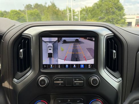 Used 2020 Chevrolet Silverado 1500 LTZ w/ LTZ Premium Package AWD/4WD image 25