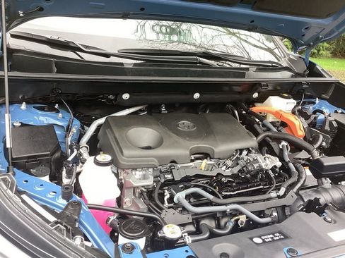 Used 2024 Toyota RAV4 XSE w/ Advanced Technology Package image 26