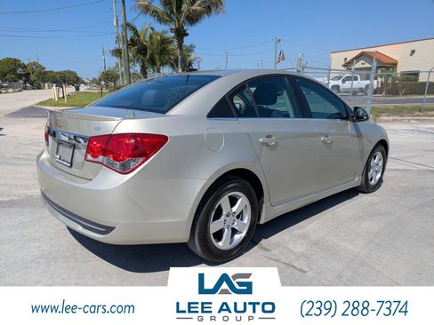 Used 2014 Chevrolet Cruze LT w/ RS Package FWD image 4