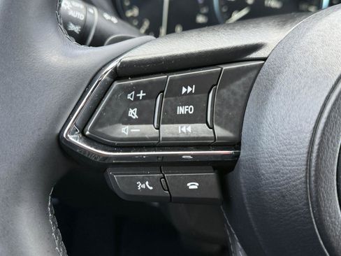 Certified 2025 MAZDA CX-5 Signature image 20