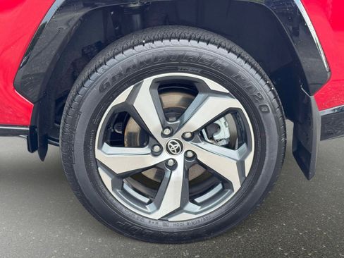 Certified 2024 Toyota RAV4 SE w/ Weather & Moonroof Package image 9