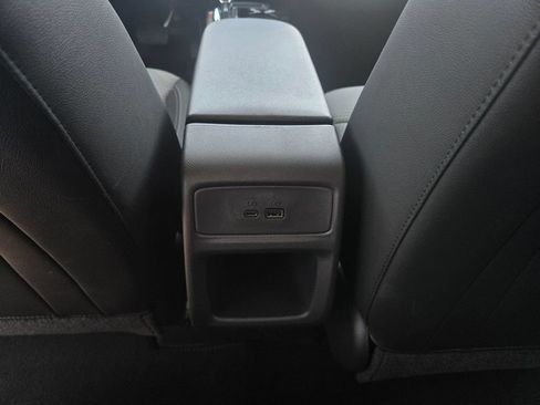 New 2026 Chevrolet Trax LT w/ LT Convenience Package FWD image 6