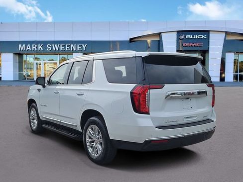 Used 2023 GMC Yukon SLT w/ SLT Premium Package AWD/4WD image 32