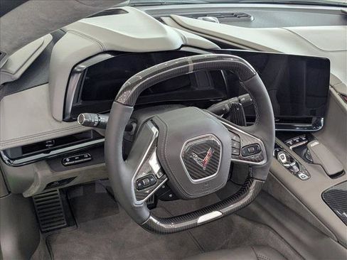 Used 2024 Chevrolet Corvette Z06 w/ Z07 Performance Package image 11