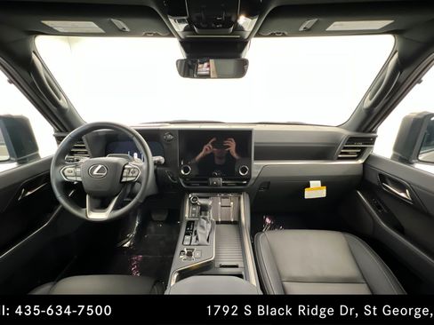 Used 2024 Lexus GX 550 w/ Accessory Package (Z1) AWD/4WD image 9
