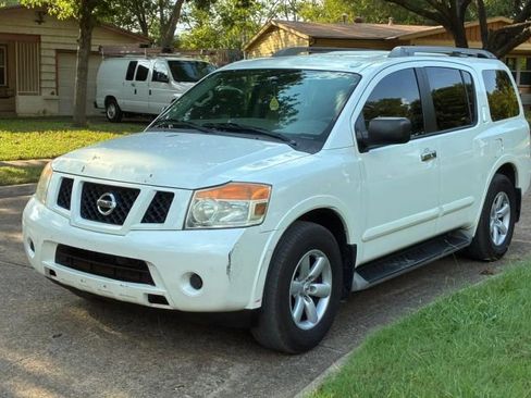 Used 2013 Nissan Armada SV image 1