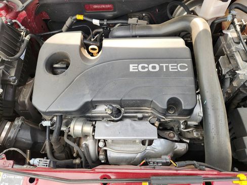 Used 2021 Chevrolet Equinox LT FWD image 30