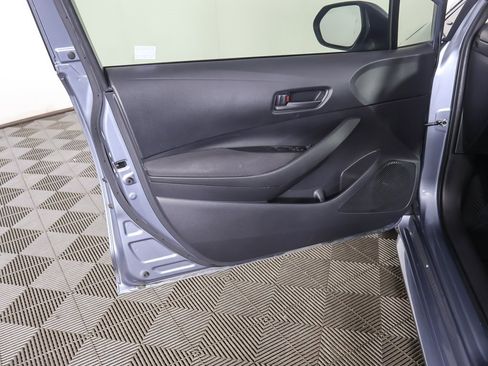 Used 2023 Toyota Corolla LE image 19