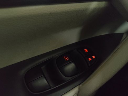 Used 2020 Nissan Rogue Sport SL FWD image 27
