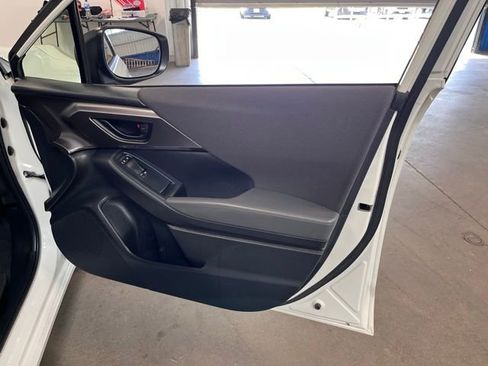 Used 2025 Subaru Impreza 2.0i image 12