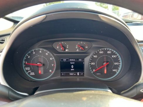 Used 2022 Chevrolet Malibu LT image 14