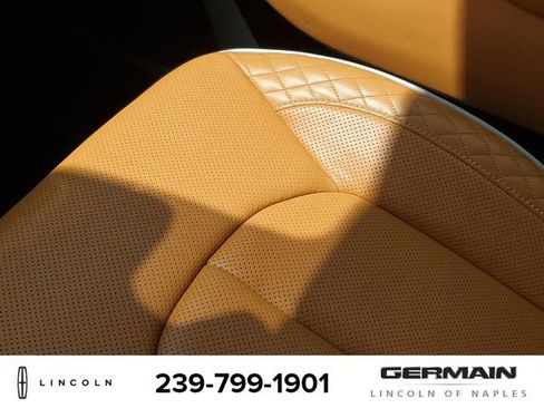 Used 2023 Chrysler Pacifica Pinnacle FWD image 29