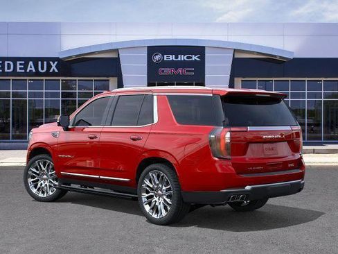 New 2026 GMC Yukon Denali w/ Denali Reserve Package AWD/4WD image 16
