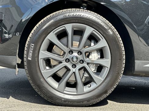 Certified 2025 Land Rover Range Rover Sport SE image 13