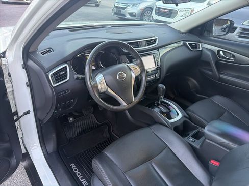 Used 2016 Nissan Rogue SL w/ SL Premium Package image 8