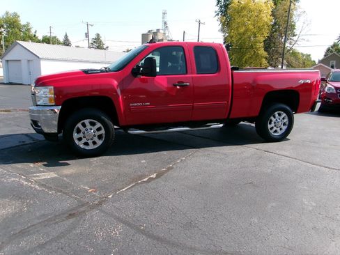 Used 2012 Chevrolet Silverado 2500 LT w/ Interior Plus Package AWD/4WD image 1