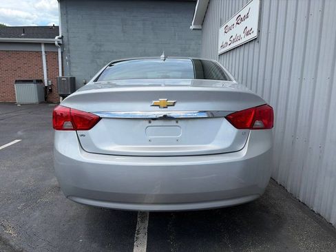 Used 2020 Chevrolet Impala LT FWD image 9