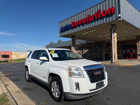 Used 2014 GMC Terrain SLE image 1