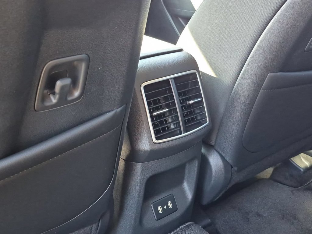 New 2027 Kia Sportage S FWD image 21
