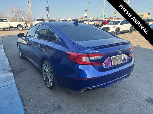 Used 2020 Honda Accord Sport image 3