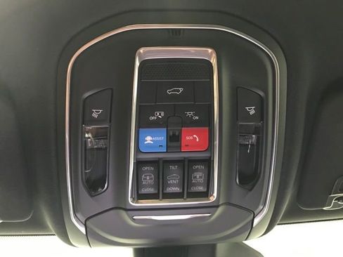 New 2025 Jeep Grand Cherokee Limited 4xe w/ Luxury Tech Group II image 23