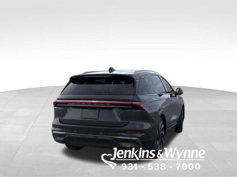 New 2026 Lincoln Nautilus Reserve w/ Jet Appearance Package image 8