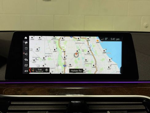 Used 2017 BMW 540i xDrive image 34