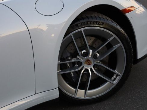 Used 2025 Porsche 911 Carrera image 59