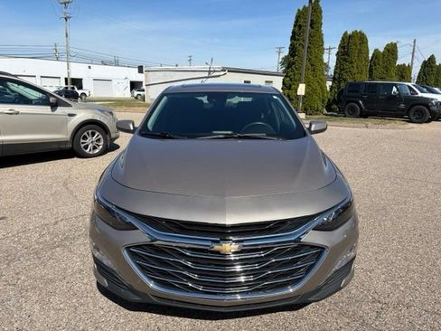 Used 2024 Chevrolet Malibu LT FWD image 8