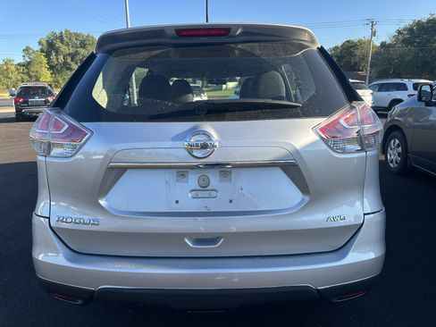 Used 2016 Nissan Rogue S AWD/4WD image 5
