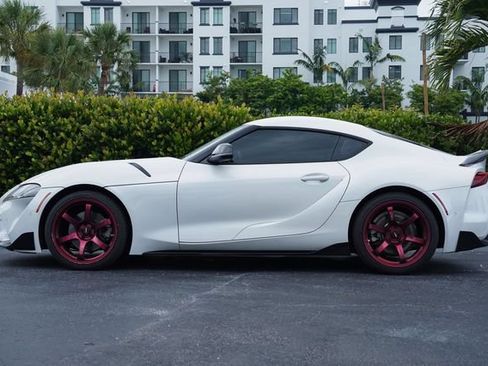 Used 2021 Toyota Supra w/ Safety & Technology Package RWD image 4