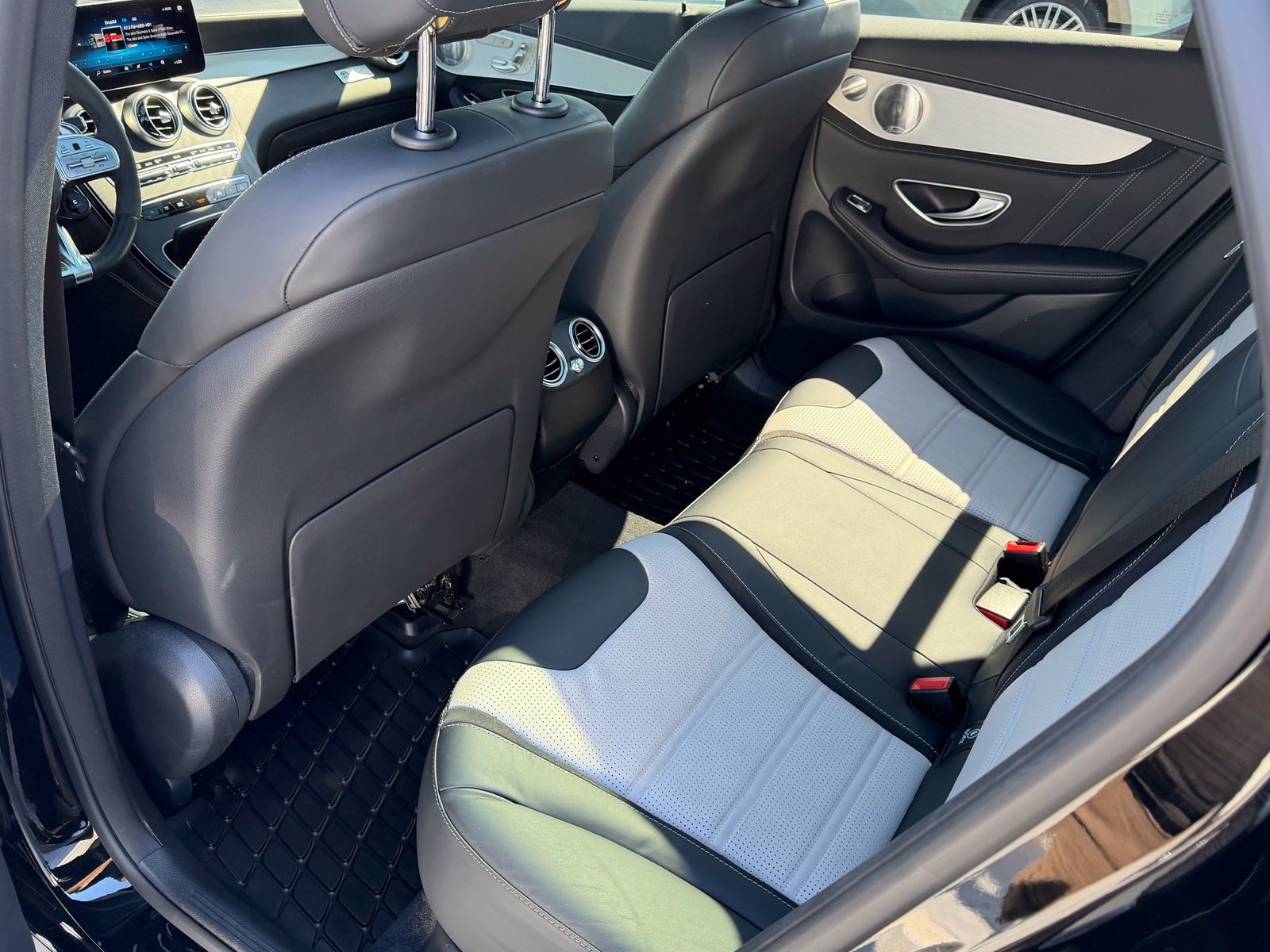 Used 2020 Mercedes-Benz GLC 63 AMG 4MATIC image 18