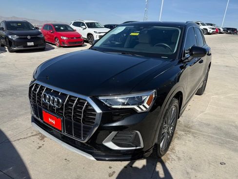 Used 2022 Audi Q3 2.0T Premium Plus AWD/4WD image 3